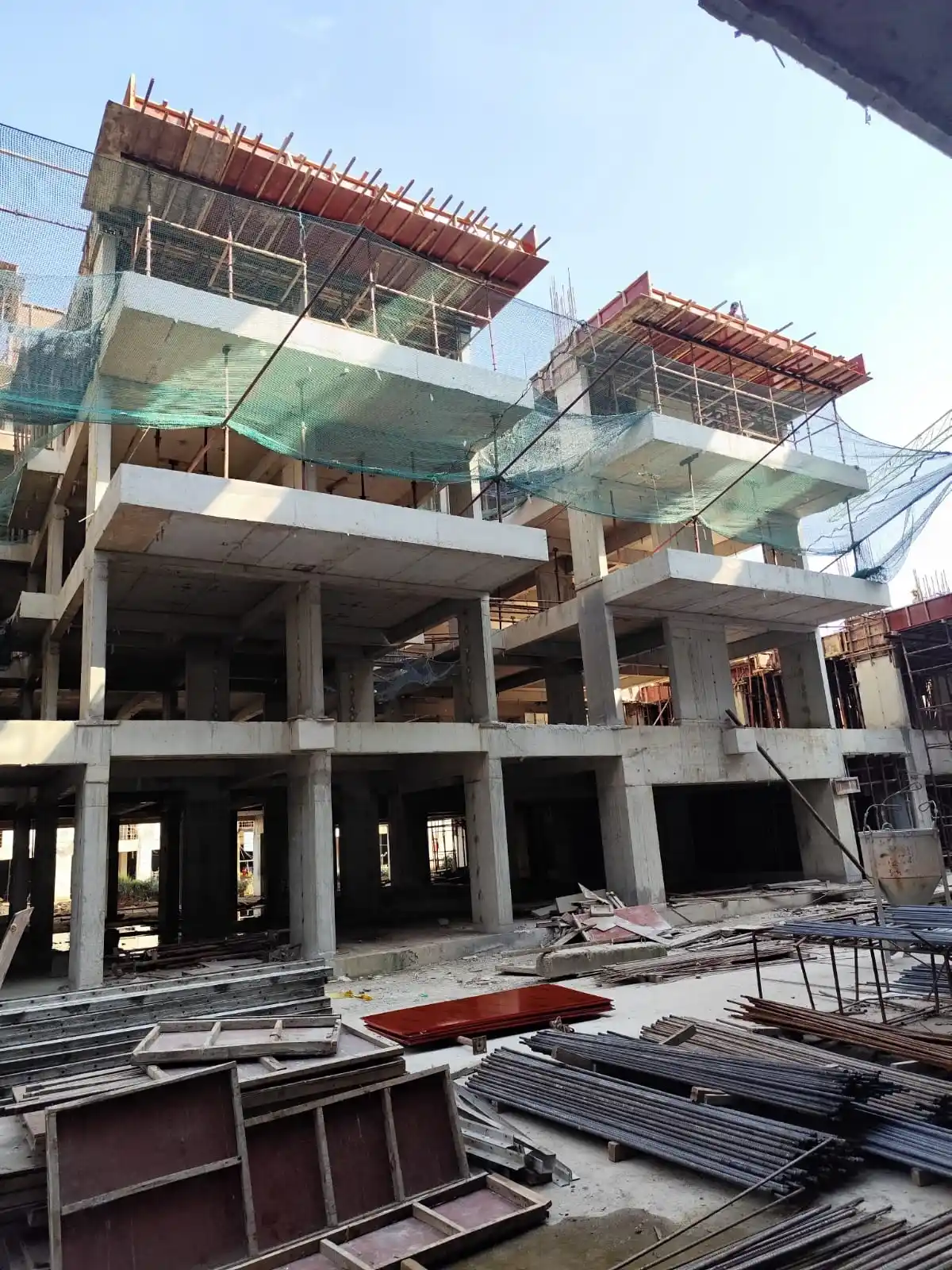 Site updates of Gated Community Flats for Sale in Bowrampet